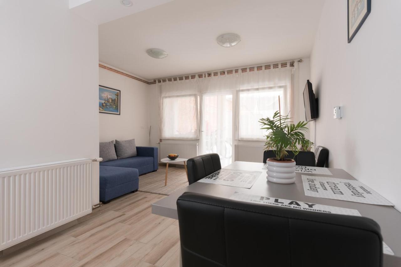 Nunanina Apartmani Pozega Esterno foto