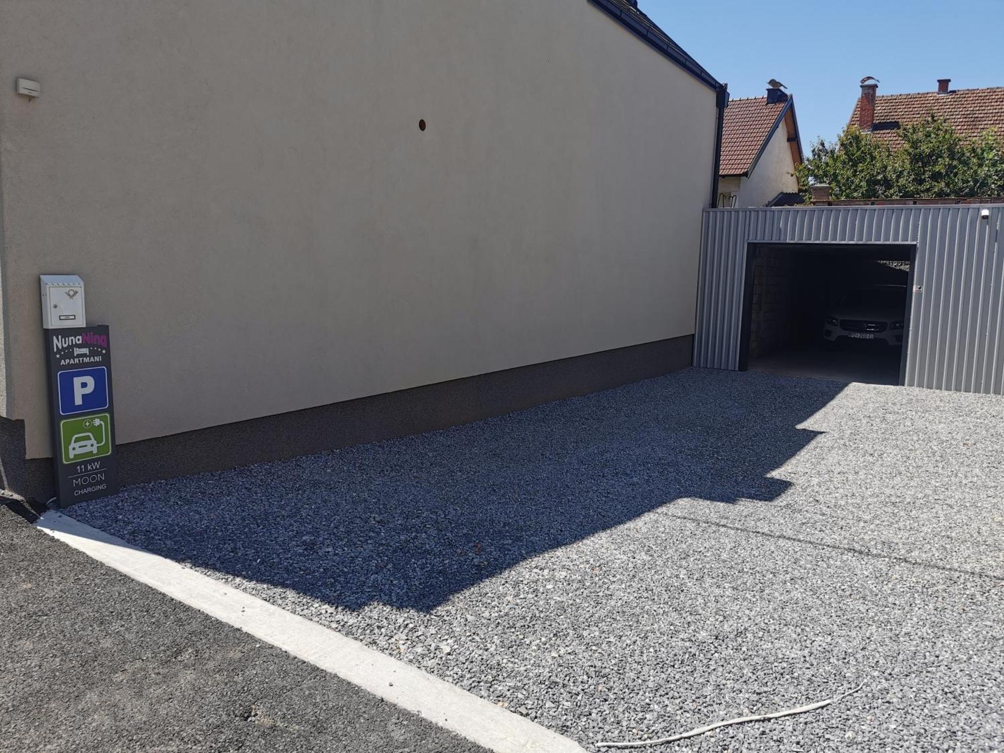Nunanina Apartmani Pozega Esterno foto